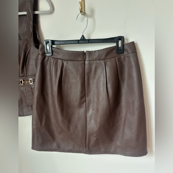 Viral Pleather Brown Plaid Vest and mini Leather Skirt matching set - Picture 4 of 5